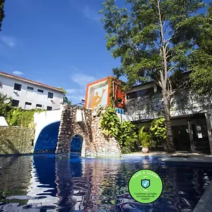 3* Отель Xbalamque & Centro